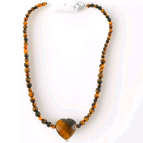 unbranded Jewelry - Tiger's Eye Heart Pendant Beaded Necklace